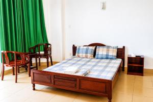Sứ Lạng Hotel - Only Accept Vietnamese Customers