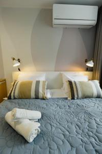 Studio with AC, projector, loggia, Palace view by PolandBnB