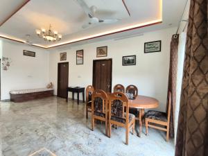 Rayta Aravalli View Villa