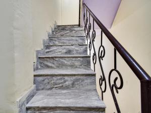 Hotel O Hotel Anand Vihar Palace