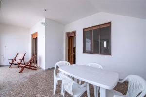 Appartamento Li Marangi piano terra vicino la spiaggia