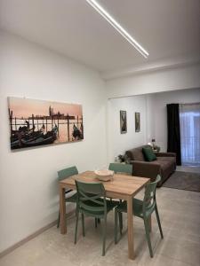Dimora Canal View Modern Elegance