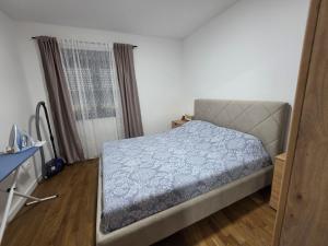 City View Apartment with Parking