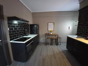 Vibes Apt Heart of Katerini Spacious 2BR