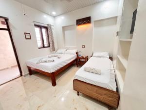 Mahesh Guest House
