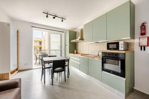 GZR F5 Spacious Central Penthouse for 5