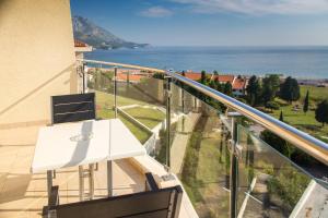 Studio with Balcony and Sea View room in ApartHotel Belvedere Residence