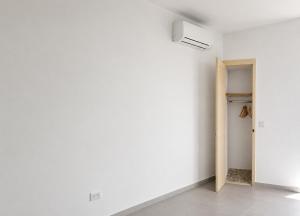 Casa Mare con finestra su balcone
