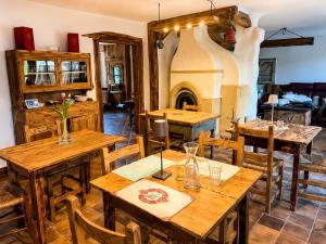 Al Vecchio Maso B&B Stanza Genziana Private Spa Luxury Oasis
