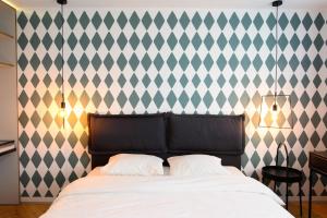 Jade I Designer 1 BR in Voluntary