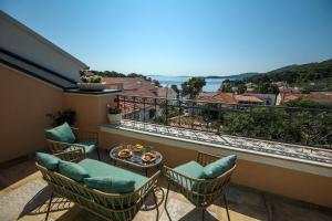 Luxury Villa Zlaja with Private Pool and Sauna