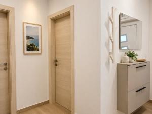 Apartments Mariner with heated pool
