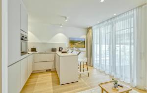 1 Bedroom Awesome Apartment In Tossens