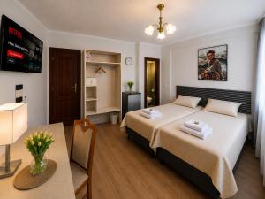 Hotel M