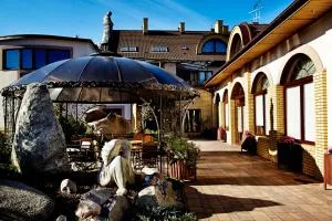 Hotel Everest - Grochów