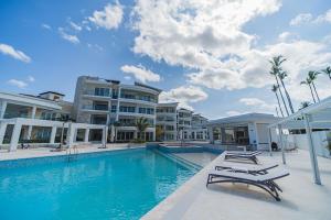 Front Beach apt. Playa Coral A12