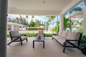 Front Beach apt. Playa Coral A12