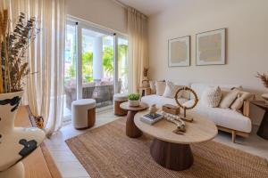 New 3BR-Beach front Playa Coral D12