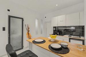Doliva Studio 6 with private pool