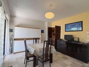 Toullain, Studio avec parking - Proche plage - LE POULIGUEN - LP300-530