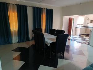 Galene Lodge