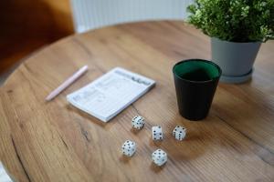 Knus houten huisje voor stellen en gezinnen met ruime tuin op de Veluwe