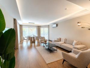 Utopia Suite Residence1