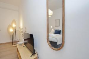 Design Apartment near metro A- Re Di Roma