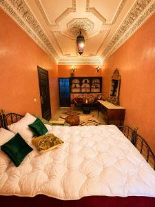 Authentic 5-Bedroom Medina House with Patio, Gym & Workspace