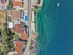 Rozer Deluxe Apartment with Sea View