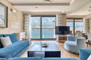 Rozer Deluxe Apartment with Sea View
