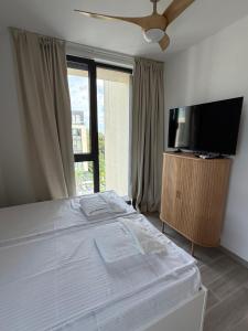 Azur Holiday