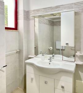 CASA CALLIOPE - Ampia casa vicino la spiaggia Due bagni