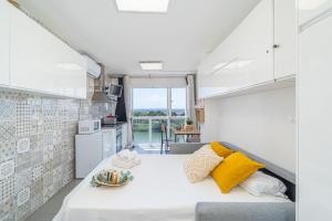 WELCS ESTUDIO 415 EMP con vistas al mar