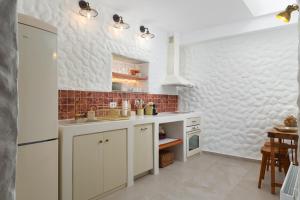 O ΦOURNOΣ - The Old Bakery Villa - Heart of Chora