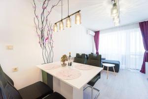 Аzure Dream Apartment Balchik, free parking