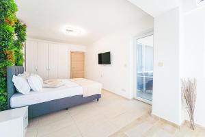 Аzure Dream Apartment Balchik