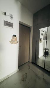 BYA Forest View Studio with Balcony