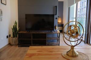 Cozy 1 Bedroom in Santiago in Somma Asturias