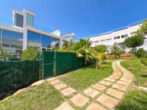 Residencial Miramontgo by CARLOSFERIEN