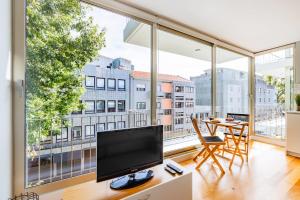 Bright Boavista Flat | Balcony & AC