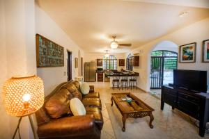 Villa Amarilla by Vacation Pura Vida