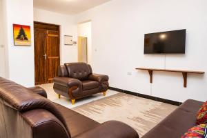 Uroa Beachfront Apt Direct Sand