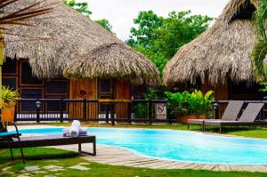Bikini Hotel & Pool