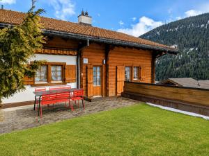 Maisonette-Wohnung in Rueras bei Sedrun - 200m zum Bahnhof - Perfekt für Ski & Ausflüge