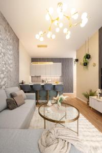 Deluxe Apartment with AC & Terrace