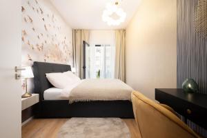 Deluxe Apartment with AC & Terrace