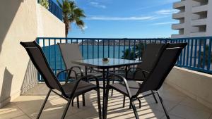 Condo Frente al Mar San Carlos, 2 Camas Queen, Sofá Cama
