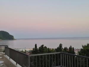 Majestic Bay