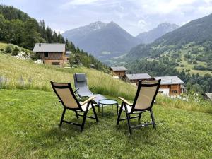 Cozy chalet Anniviers with fireplace and view